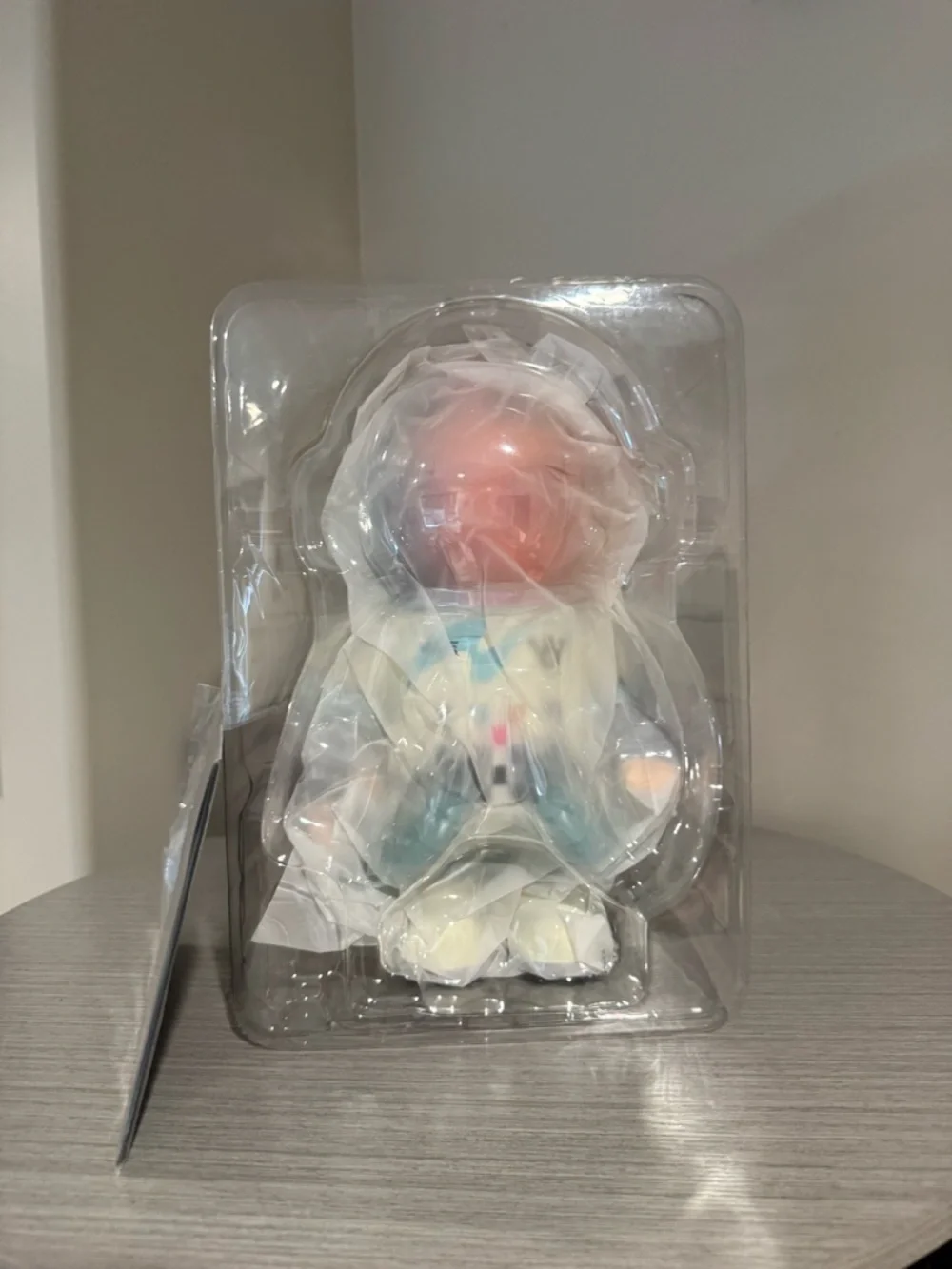 Vans Mega Space Molly 400% Collectible Figure